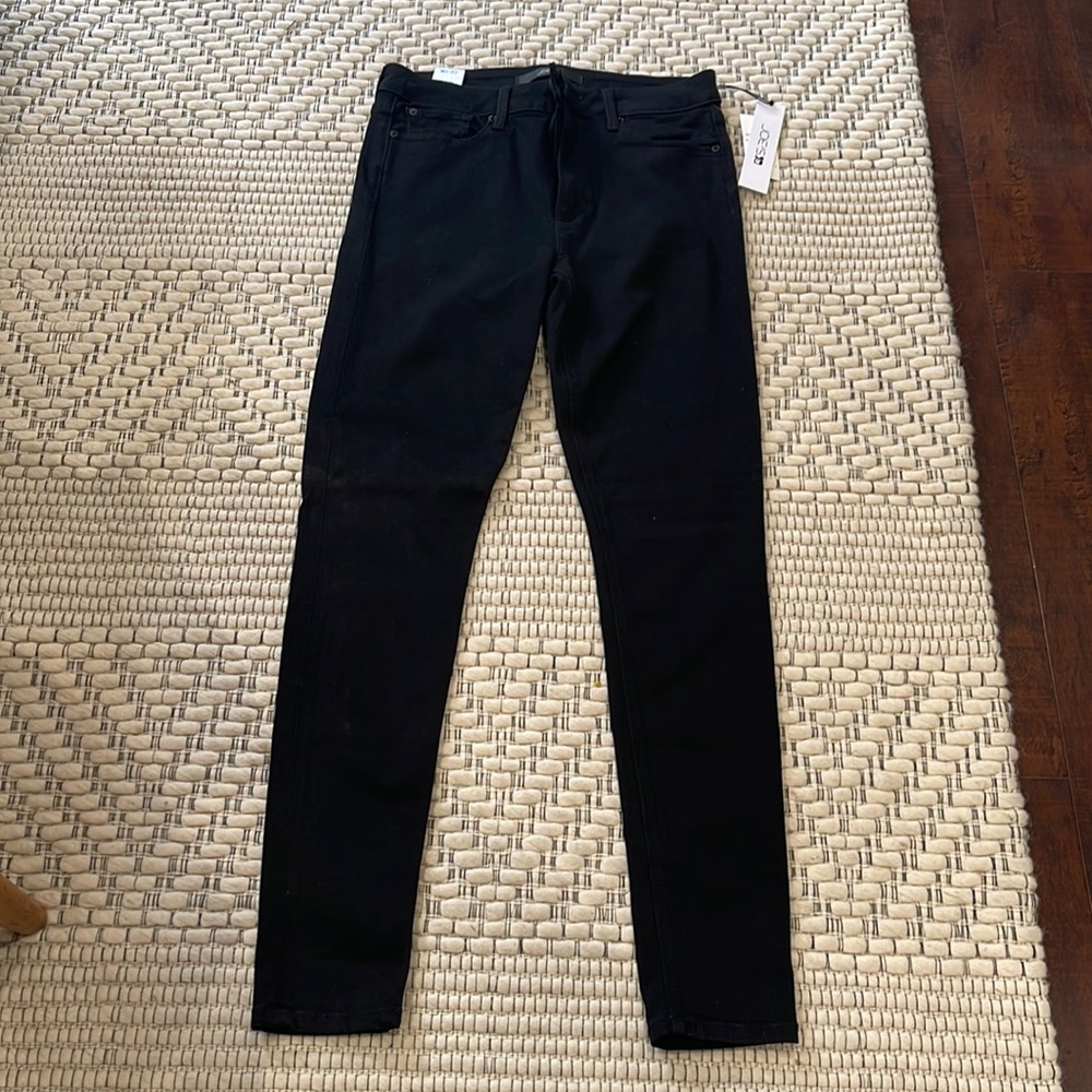 Joe’s Black High Rise Skinny Jeans